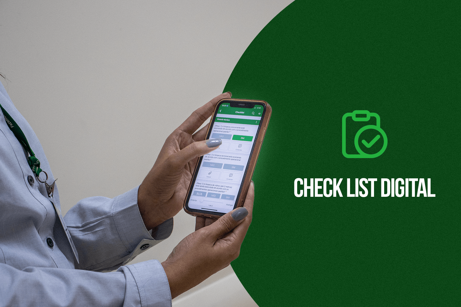 Checklist Digital para Limpeza Hospitalar Checklist digital de limpeza hospitalar exibido em smartphone