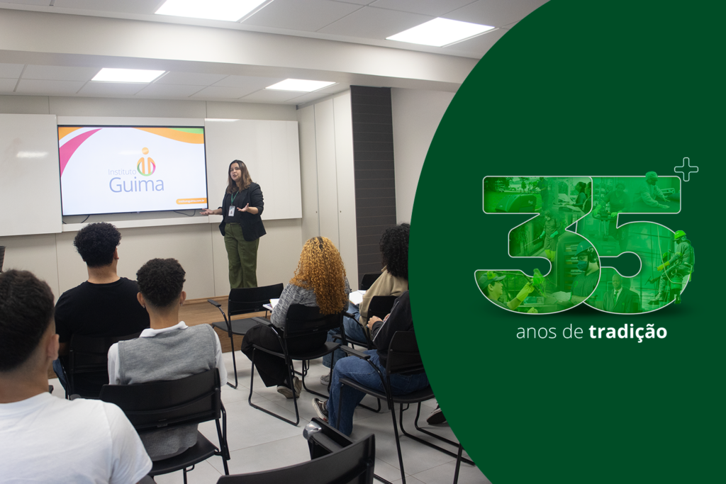 Apresentação do Instituto Guima em sala de treinamento destacando impacto social nas operações de facilities